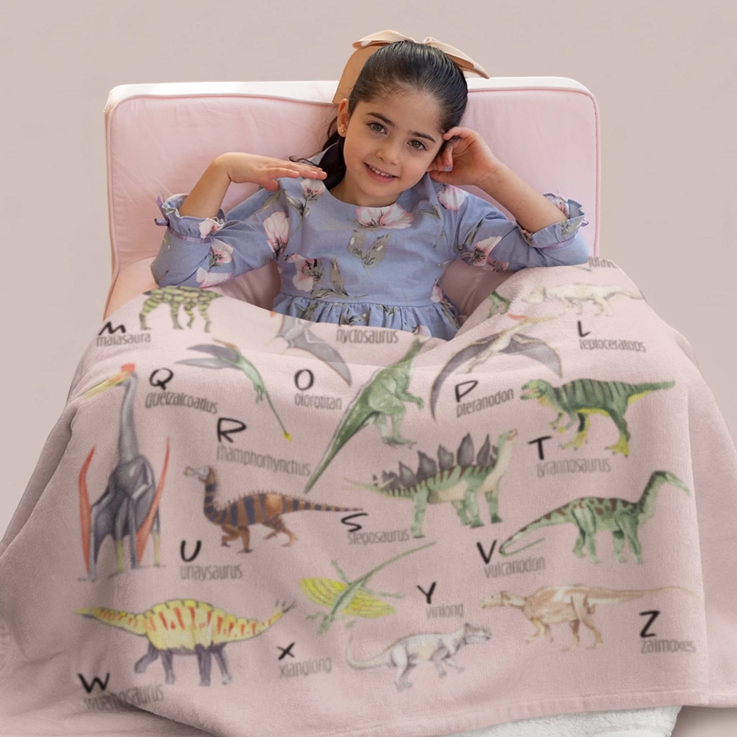 personalized-pet-memorial-photo-blanket-kid-lifestyle