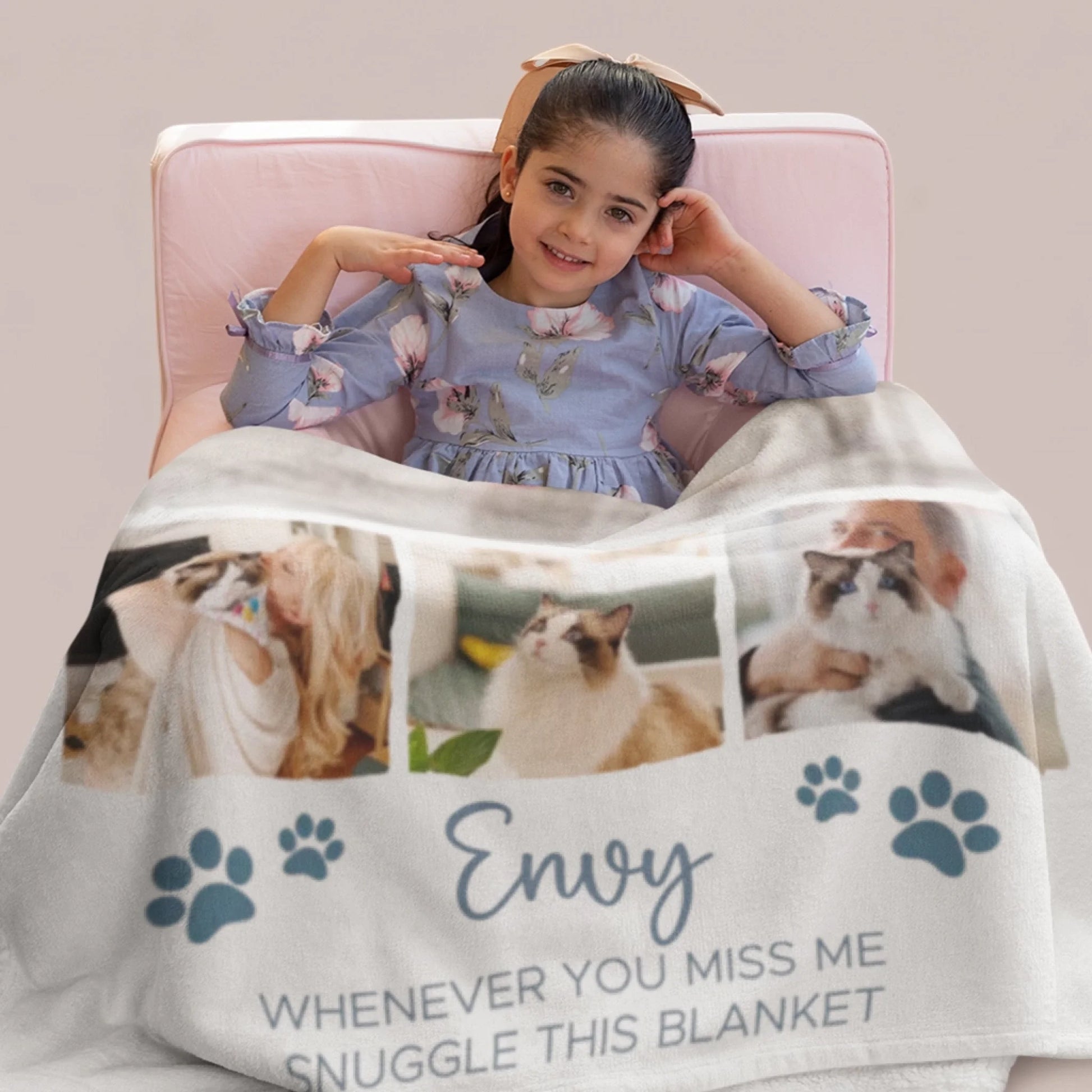 personalized-pet-memorial-photo-blanket-kid-lifestyle