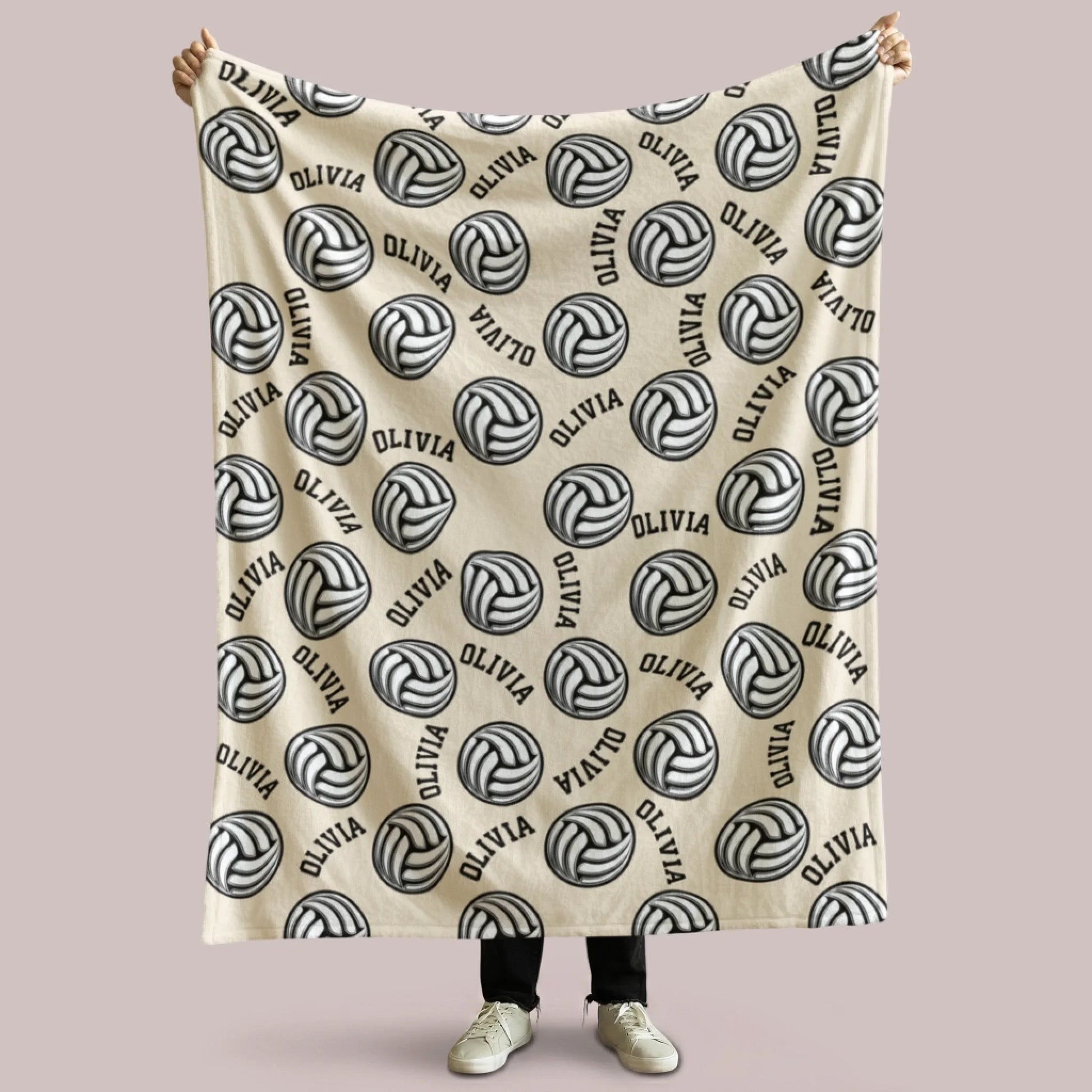 Personalized Cheer Team Blanket – Custom Name Senior Cheerleading Blanket3