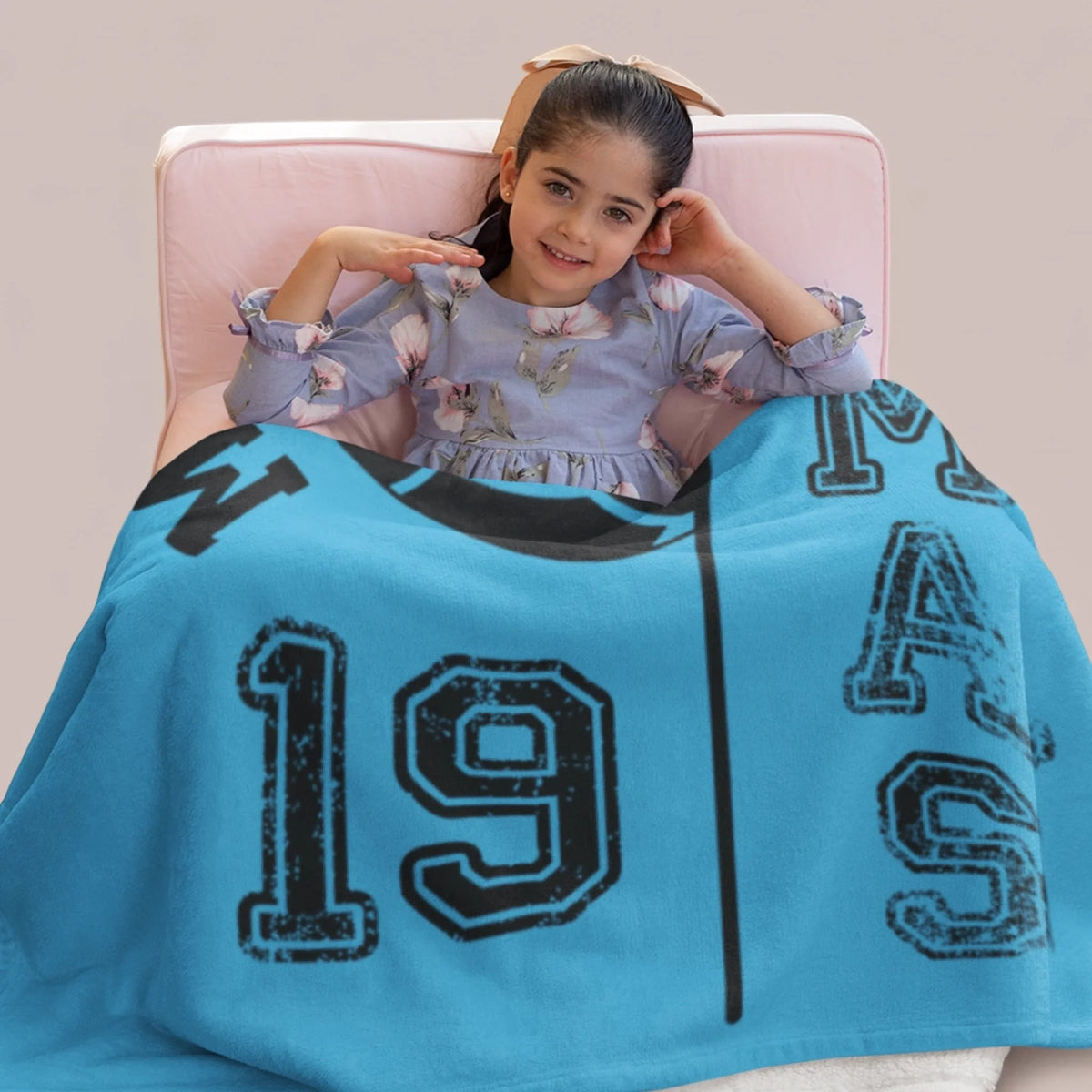 Personalized Cheer Team Blanket – Custom Name Senior Cheerleading Blanket-1