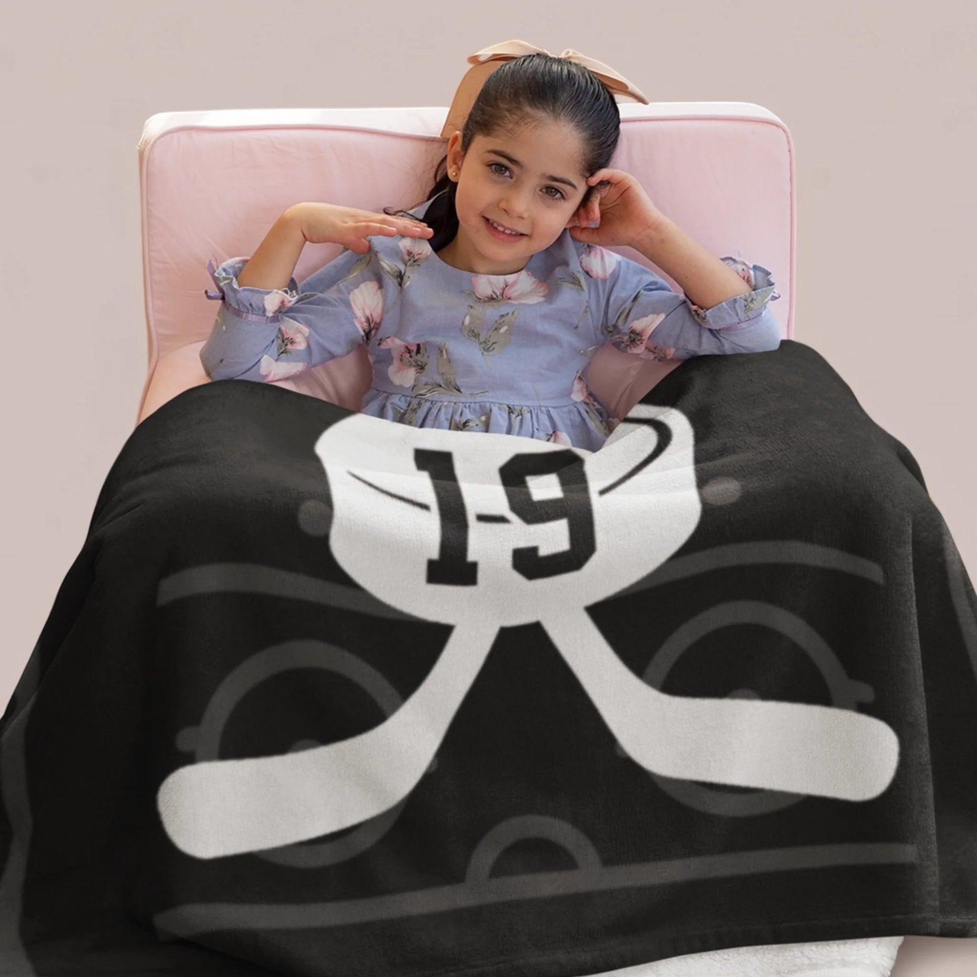 Personalized Cheer Team Blanket – Custom Name Senior Cheerleading Blanket-1