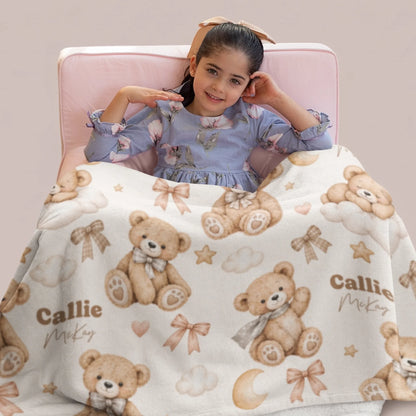 personalized-bear-baby-blanket-kid-lifestyle