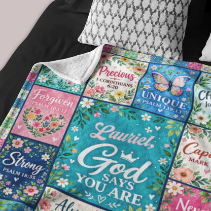 personalized-ocean-baby-blanket-baby-lifestyle