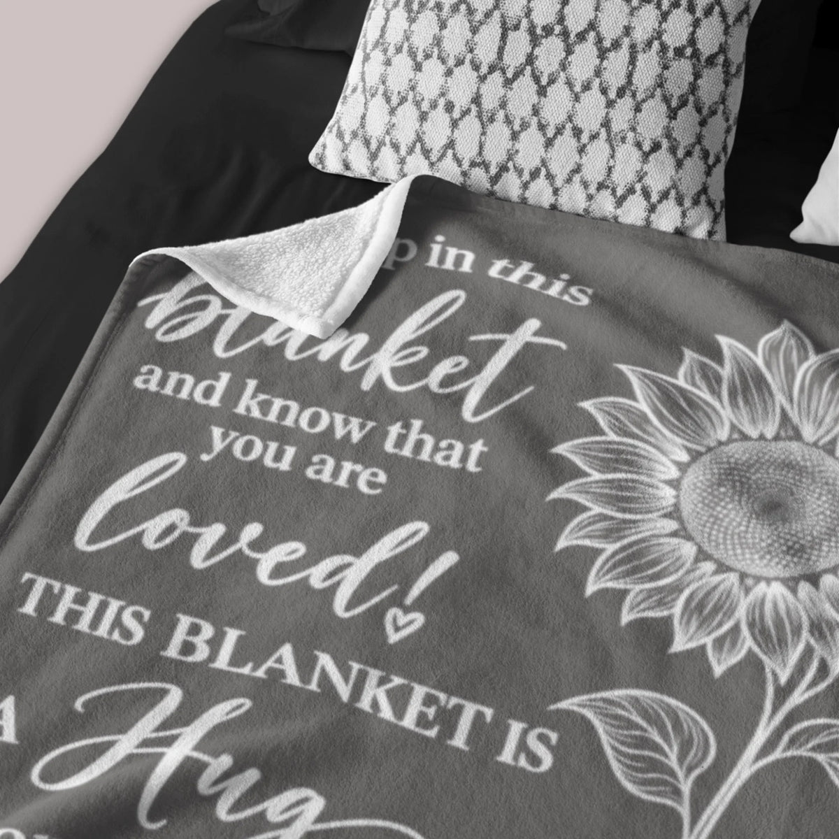 personalized-ocean-baby-blanket-baby-lifestyle