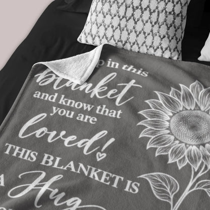 personalized-ocean-baby-blanket-baby-lifestyle