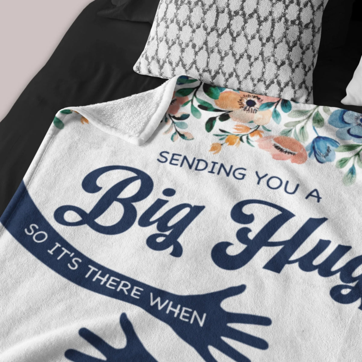 personalized-ocean-baby-blanket-baby-lifestyle