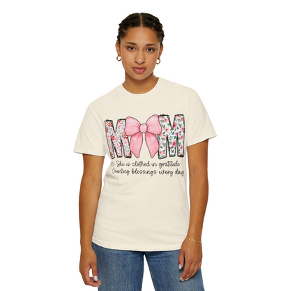 Mom She is Clothed in Gratitude Counting Blessings Every Day T-Shirt